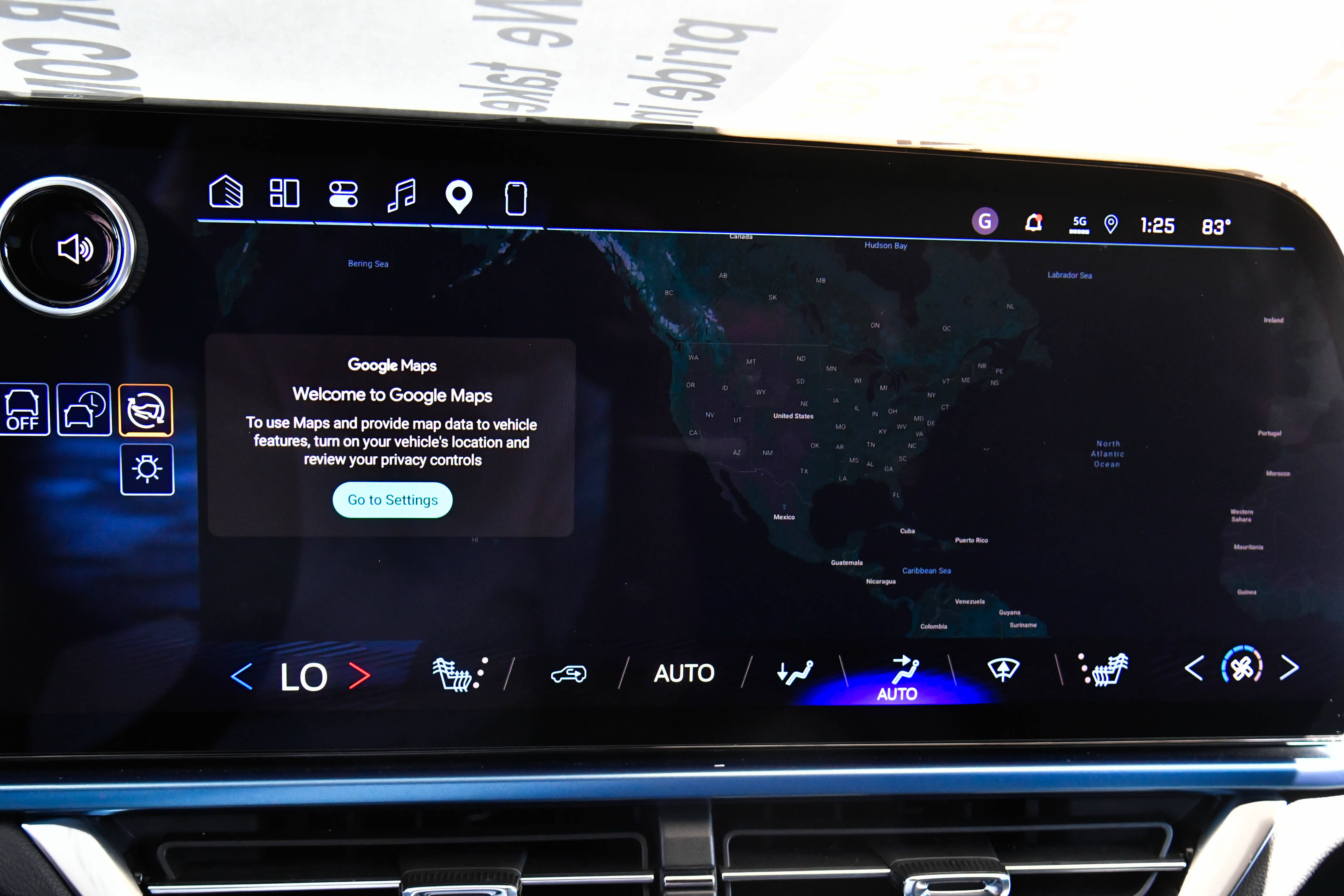 Used 2025 Chevrolet Equinox EV LT FWD image 31