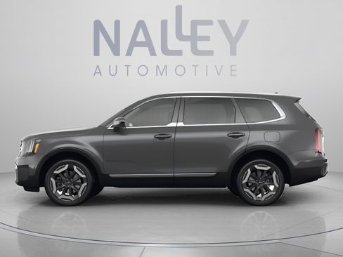 Used 2025 Kia Telluride SX w/ SX Captain's Chair Package FWD image 2