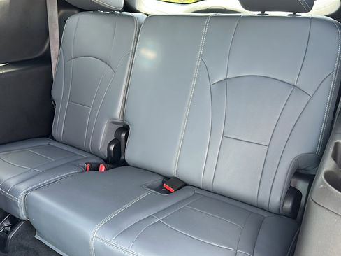 Certified 2024 Buick Enclave Premium image 20