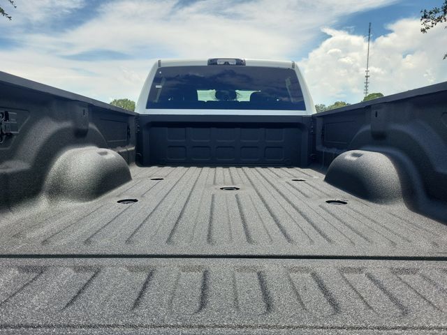 New 2027 RAM 3500 Big Horn AWD/4WD image 7