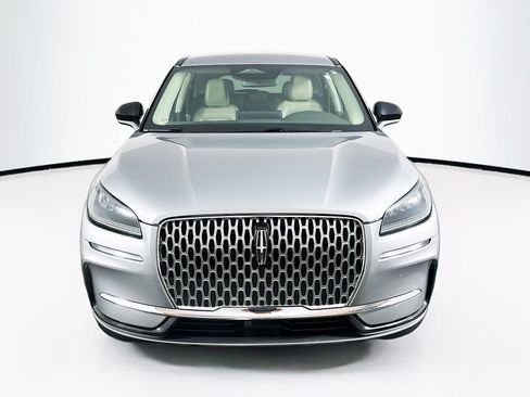 Used 2023 Lincoln Corsair FWD image 2