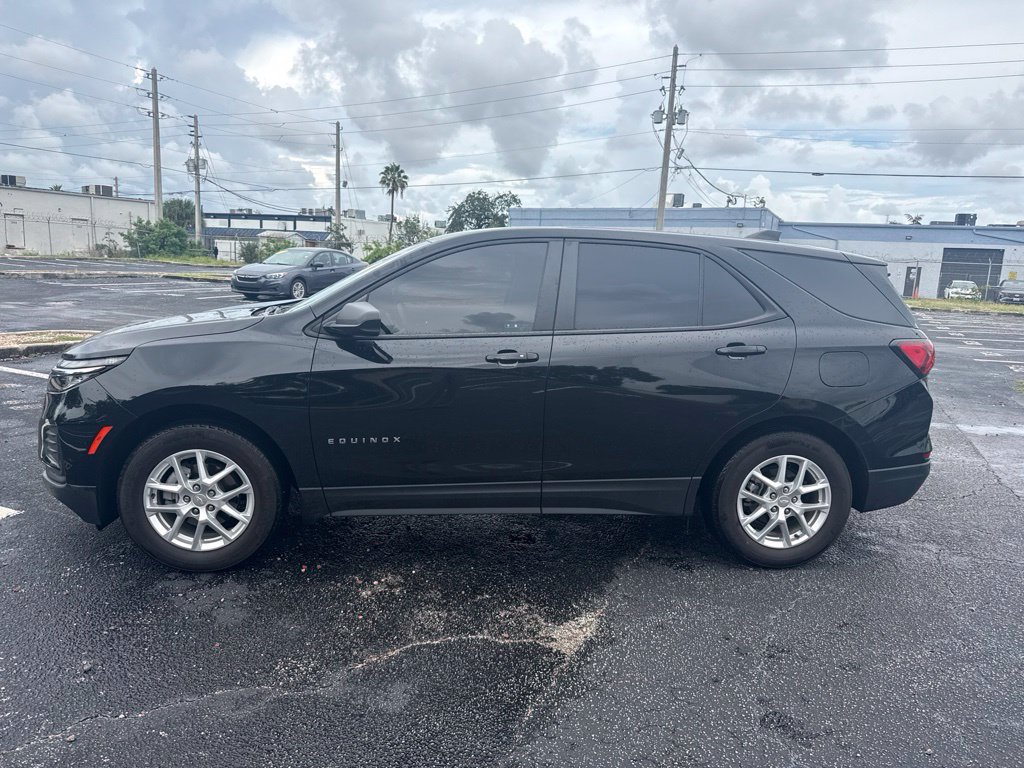 Used 2024 Chevrolet Equinox LS w/ LS Convenience Package FWD image 7