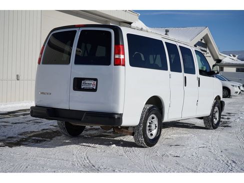 Used 2017 Chevrolet Express 2500 LS image 3