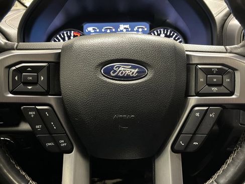 Used 2019 Ford Expedition Platinum image 18