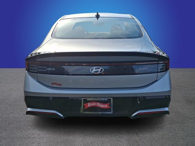 Used 2025 Hyundai Sonata SEL FWD image 5