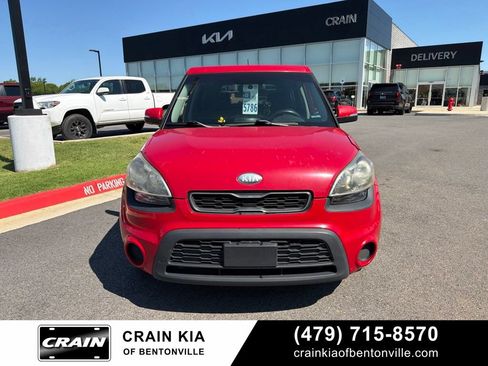 Used 2013 Kia Soul + FWD image 5