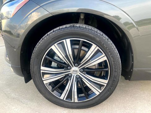 Used 2022 Volvo XC60 B6 Inscription w/ Advanced Package image 24