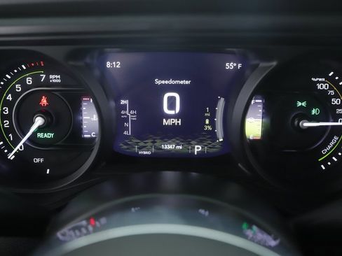 Used 2025 Jeep Wrangler Unlimited Sahara image 19