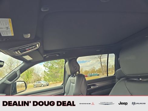 New 2026 Jeep Grand Wagoneer 4WD image 21