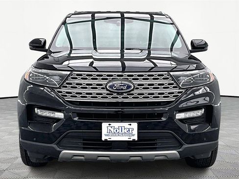 Used 2022 Ford Explorer Limited w/ Equipment Group 301A image 3