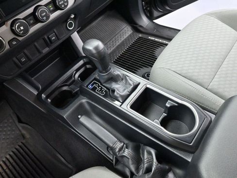 Used 2020 Toyota Tacoma TRD Sport image 23
