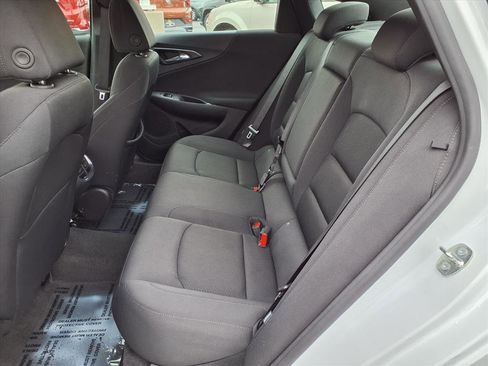 Used 2024 Chevrolet Malibu LT image 6