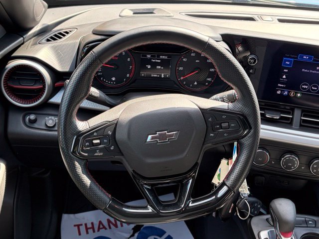 Used 2024 Chevrolet Trax RS FWD image 33