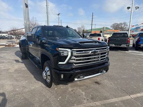 New 2026 Chevrolet Silverado 3500 High Country w/ Technology Package image 23