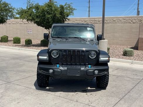 Used 2023 Jeep Wrangler Unlimited AWD/4WD image 3