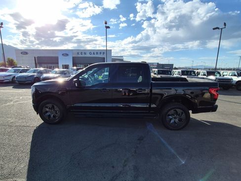 Used 2023 Ford F150 Lightning Lariat AWD/4WD image 9