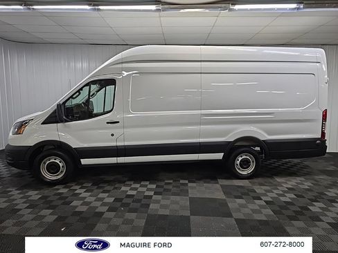 Used 2025 Ford Transit 250 148 High Roof Extended w/ Load Area Protection Package RWD image 6