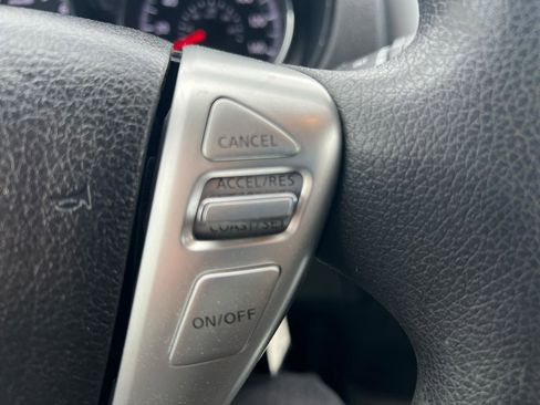 Used 2018 Nissan Versa SV FWD image 35