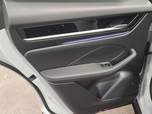 New 2026 Porsche Macan 4 Electric AWD/4WD image 26