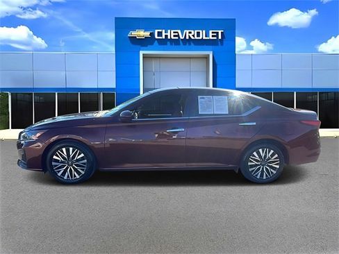 Used 2023 Nissan Altima 2.5 SV image 6
