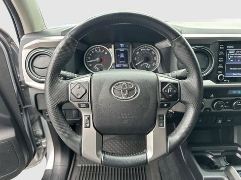 Used 2022 Toyota Tacoma SR5 image 11
