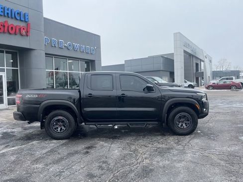 Used 2025 Nissan Frontier PRO-4X image 5