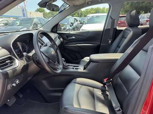 Used 2024 Chevrolet Equinox LT AWD/4WD image 13