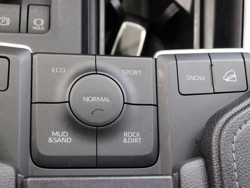 Used 2024 Toyota Grand Highlander Limited image 27