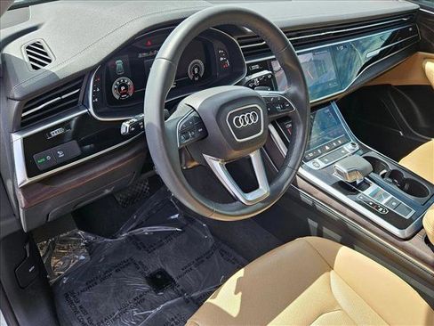 Certified 2023 Audi Q8 Premium Plus w/ Premium Plus Package AWD/4WD image 10