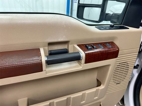 Used 2011 Ford F350 King Ranch w/ FX4 Off Road Pkg image 20