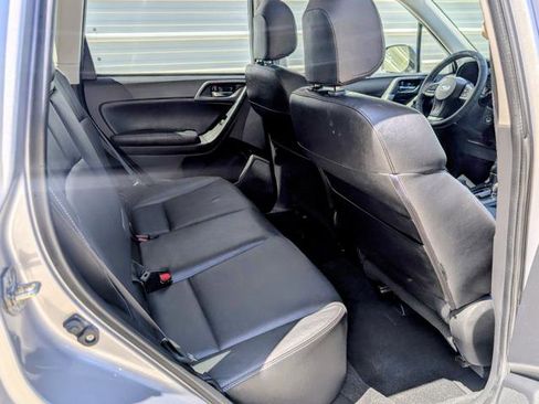 Used 2016 Subaru Forester 2.5i Limited w/ Popular Package #2 AWD/4WD image 22