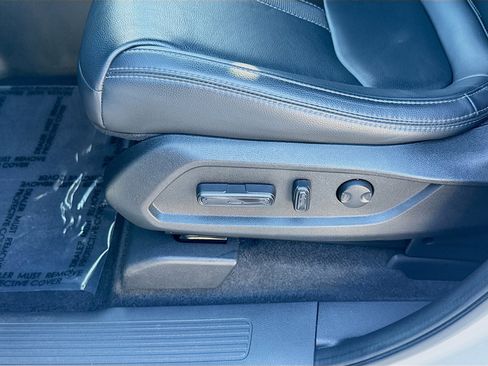 Used 2023 Honda Pilot EX-L image 17