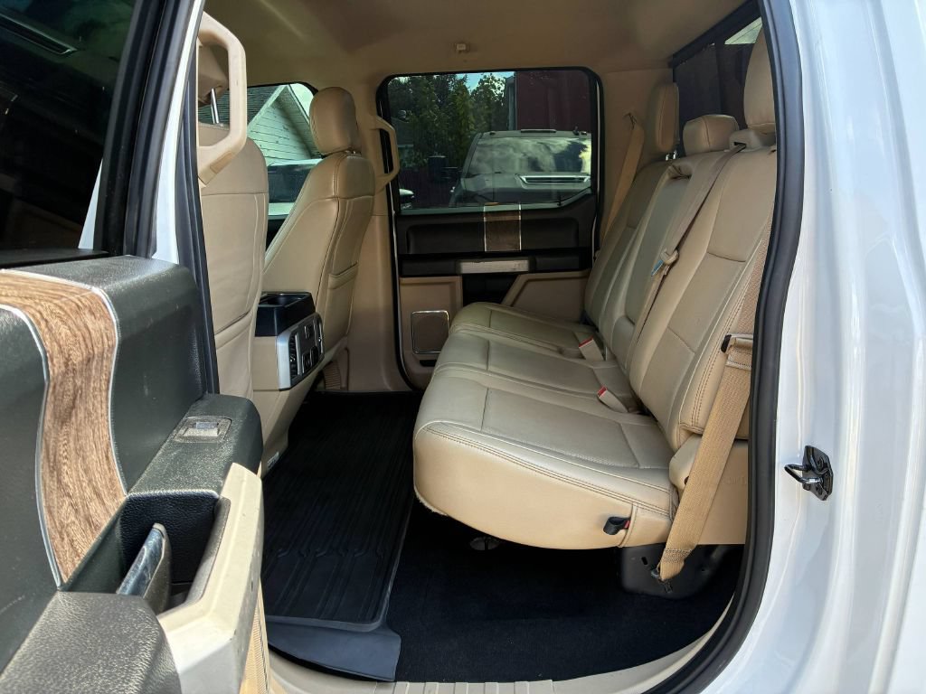 Used 2019 Ford F250 Lariat w/ Lariat Ultimate Package AWD/4WD image 13