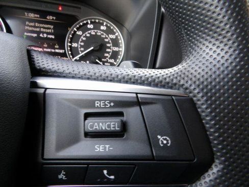 New 2025 Mitsubishi Outlander ES image 29