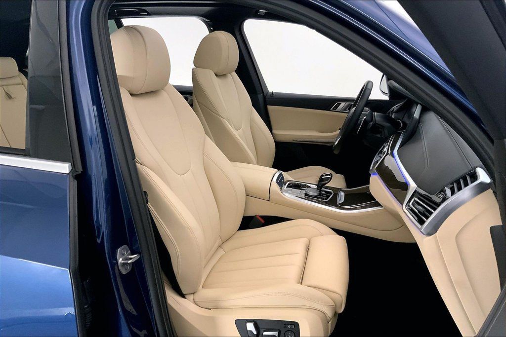 Used 2022 BMW X5 xDrive40i w/ Premium Package AWD/4WD image 6