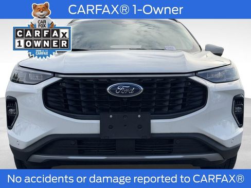 Certified 2023 Ford Escape Platinum image 2