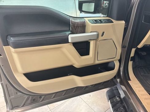 Used 2018 Ford F350 Lariat AWD/4WD image 19