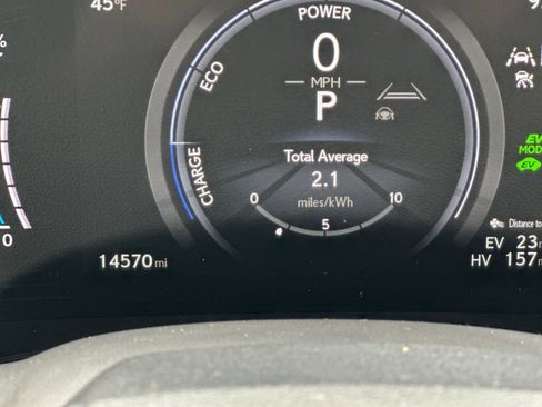 Used 2024 Lexus NX 450h+ AWD w/ Luxury Package image 30