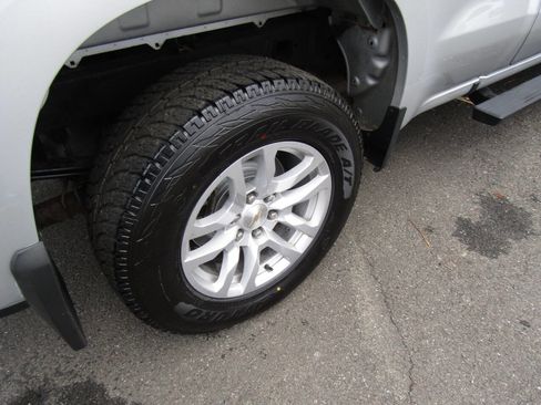 Used 2022 Chevrolet Silverado 1500 W/T w/ WT Value Package image 38