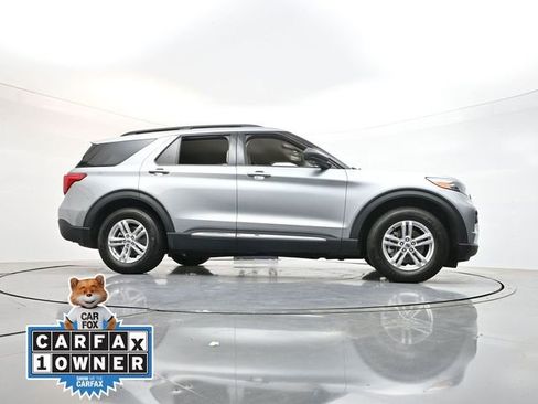 Used 2022 Ford Explorer XLT RWD image 34