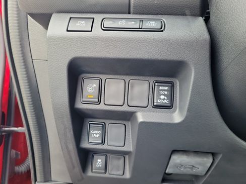 Used 2023 Nissan Frontier SV w/ SV Convenience Package RWD image 20