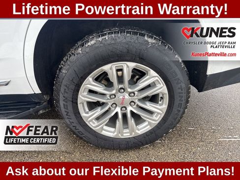 Used 2023 GMC Yukon SLT w/ SLT Luxury Package AWD/4WD image 17