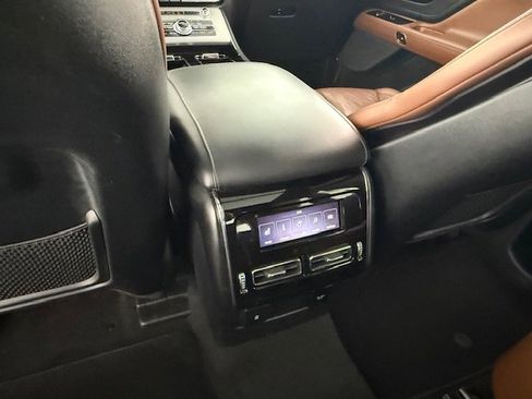 Used 2023 Lincoln Aviator Reserve w/ Equipment Group 201A image 24