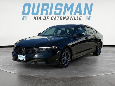 Used 2024 Honda Accord EX image 2