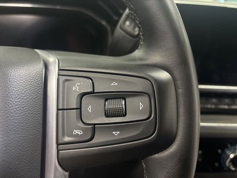 Used 2024 GMC Sierra 1500 SLT image 17