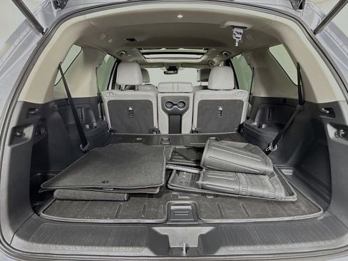Certified 2024 Honda Pilot Touring image 25