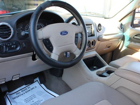 Used 2003 Ford Expedition XLT RWD image 22