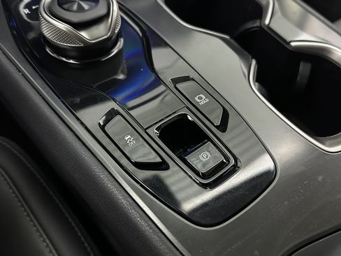 Used 2025 Lexus RZ 300e w/ Accessory Package (Z2) FWD image 18
