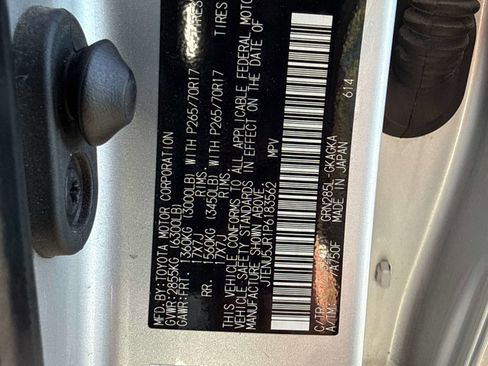 Used 2023 Toyota 4Runner SR5 Premium AWD/4WD image 27
