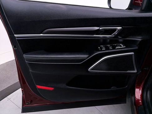 Certified 2023 Kia Telluride S image 15